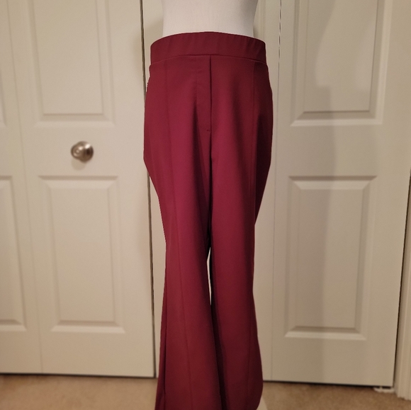 Lane Bryant Petite Plus Size Straight Leg Pull-On Pant w/ Zipper Pockets - 20p - Picture 5 of 12